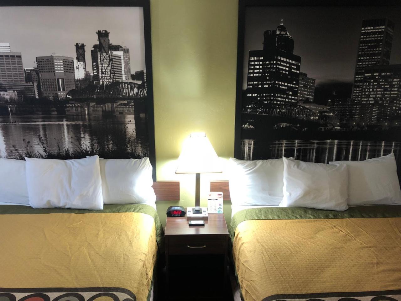 Super 8 By Wyndham Salem Hotel Kültér fotó