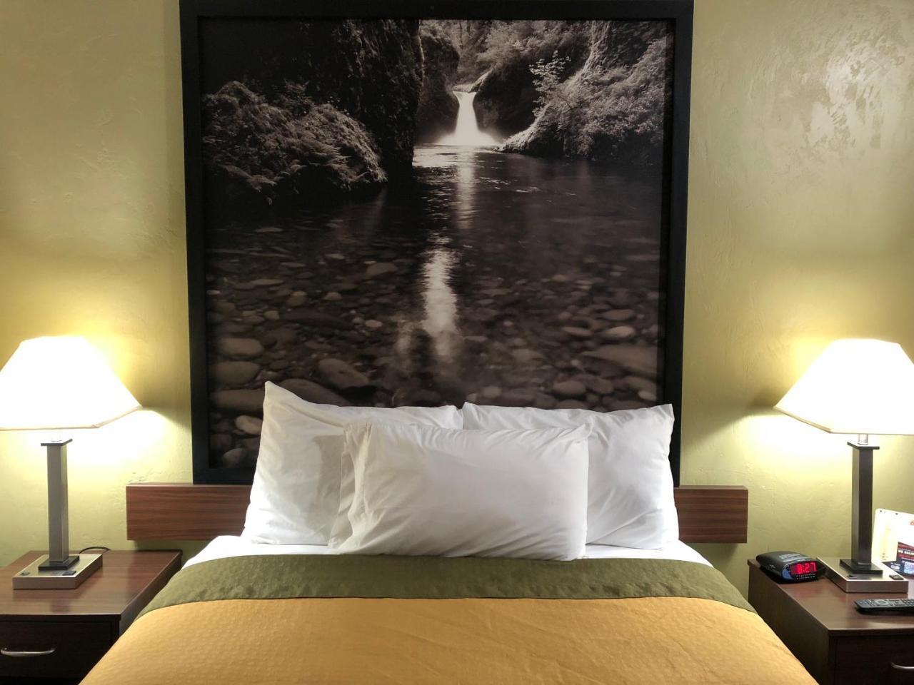 Super 8 By Wyndham Salem Hotel Kültér fotó